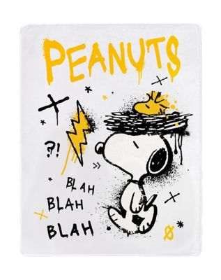 Peanuts Snoopy Graffiti Fleece Blanket