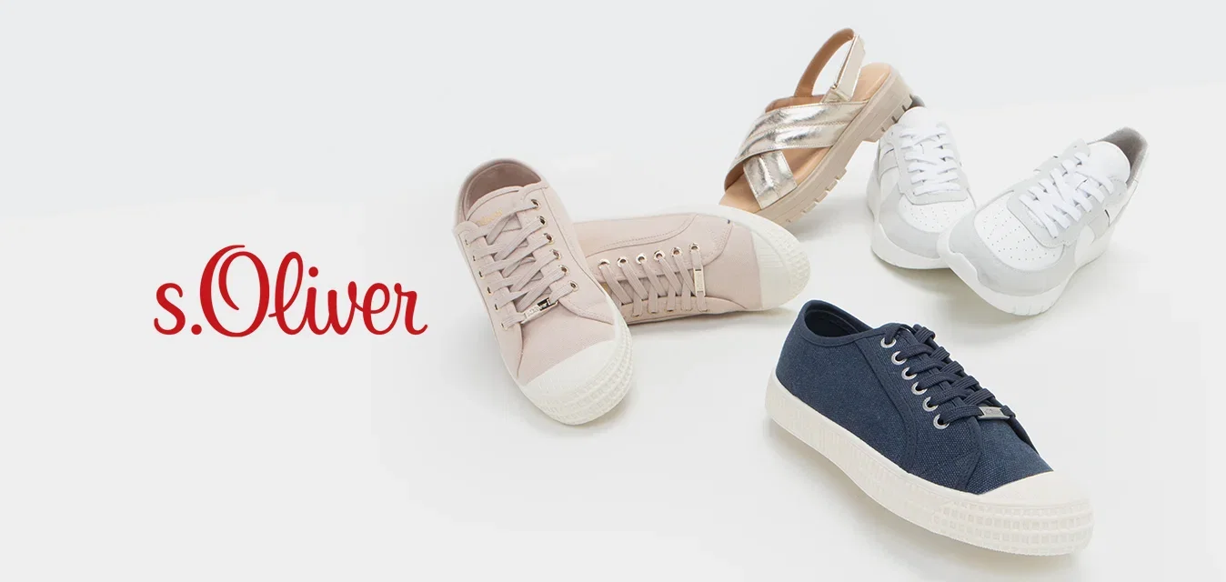 Vijf paar schoenen: beige canvas sneakers, marineblauwe canvas sneakers, witte sneakers met grijze accenten, metallic sandalen en lichtbruine sandalen.