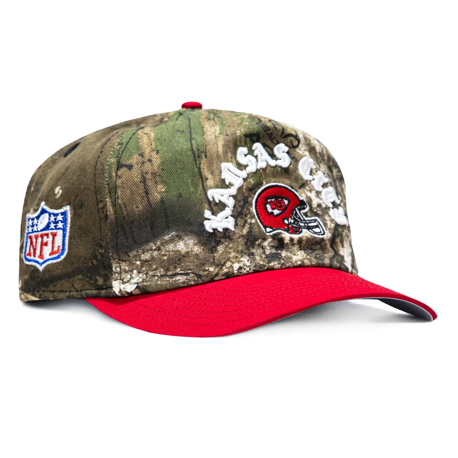 Image of New Era 19Twenty Kansas City Chiefs NFL Logo Patch Snapback Pre-Curved Hat - Realtree, Red