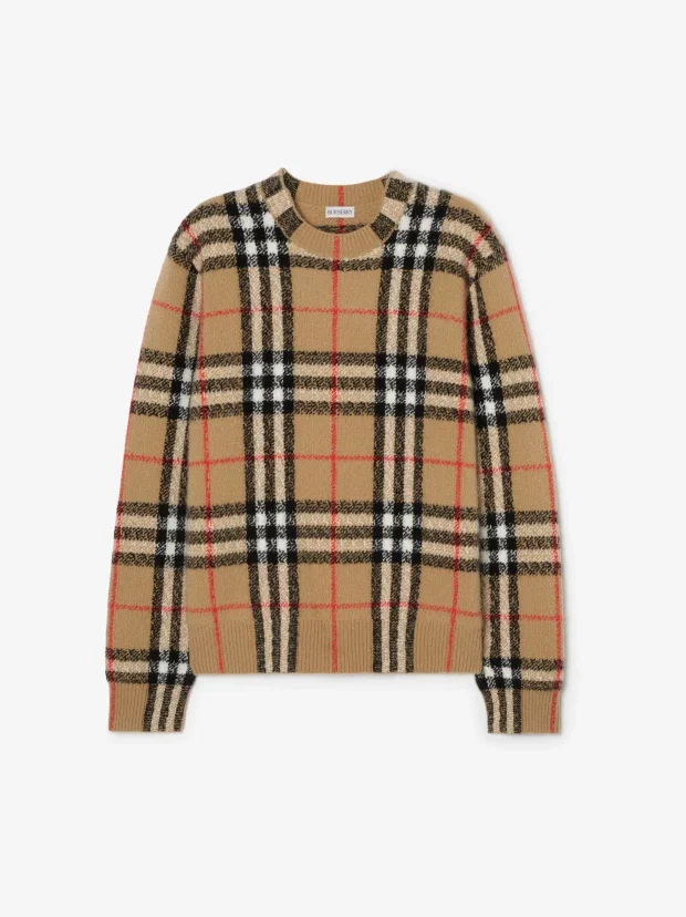 https://us.burberry.com/knight-check-cotton-t-shirt-p81326821/{utm}}