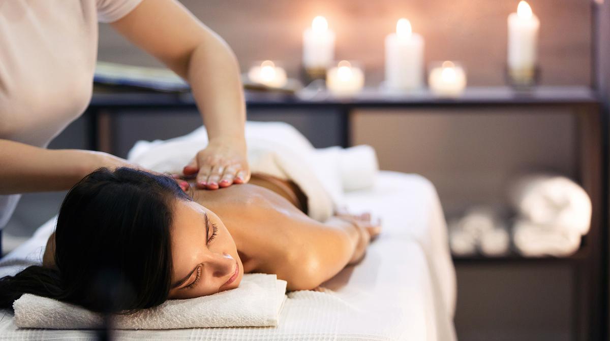 Spa and Massage Packages at Swissotel Sydney with a Hot Drink