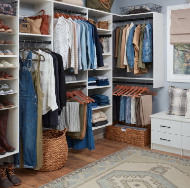 EasyClosets Walk-In Closet 