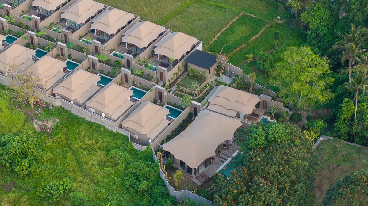 Romantic Ubud Private Pool Glamping with Daily Breakfast, Nightly Dinner & Nightly Drinks