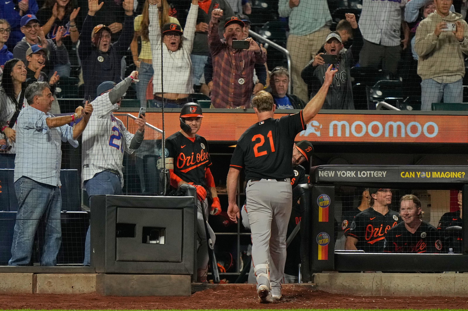 Pete Alonso after his 300th home run