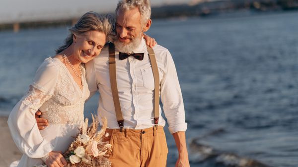  Je me suis mariée à 60 ans et j’ai mis quarante ans à dire oui à mon mari 