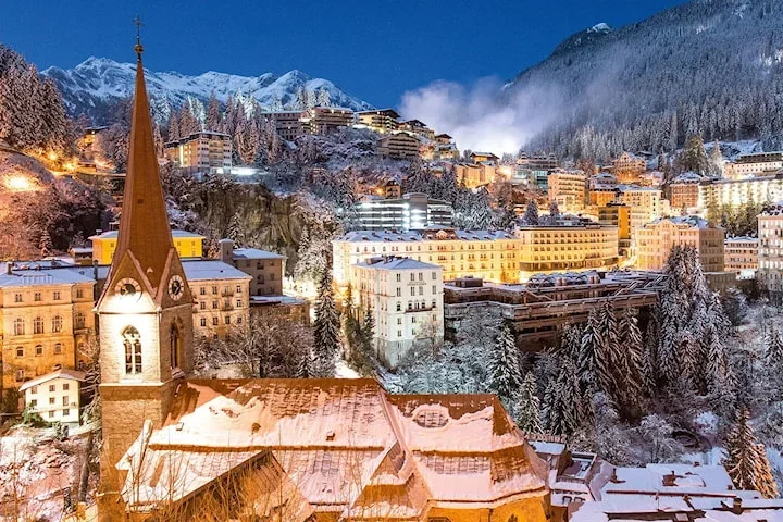 2 nätter i Bad Gastein med julbord, hotell & direktflyg från Landvetter
