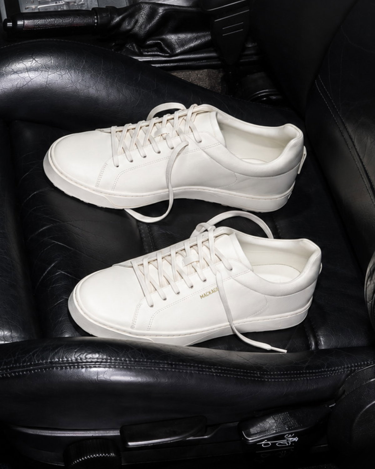 LUKA-01 Unlined Leather Sneakers