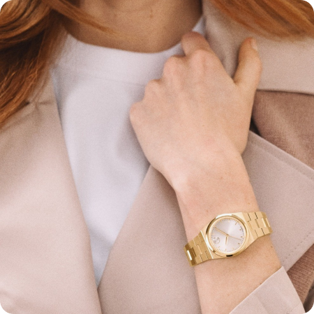 Movado Ladies' BOLD Quest Mini Champagne Dial Gold-Tone Stainless Steel 28mm Watch 3601294