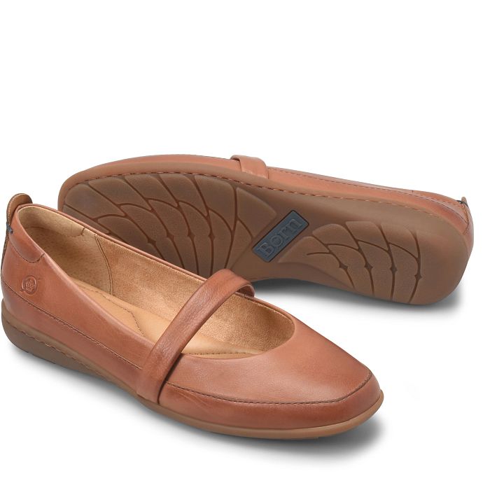 Fianna mary jane flat in brown.