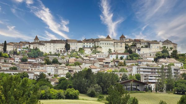 Art, animation, gastronomie… Ce  Plus Beau Village de France  promet une magnifique escapade médiévale dans le Sud-Ouest