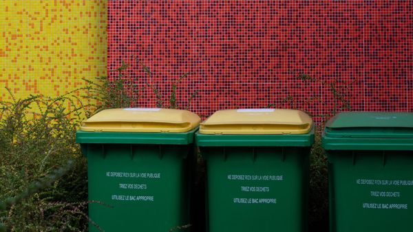 Taxe ordures ménagères: qui paie et pourquoi elle augmente encore?