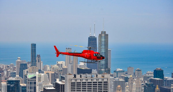 Experience Chicago's Iconic Landmarks on a Helicopter Tour