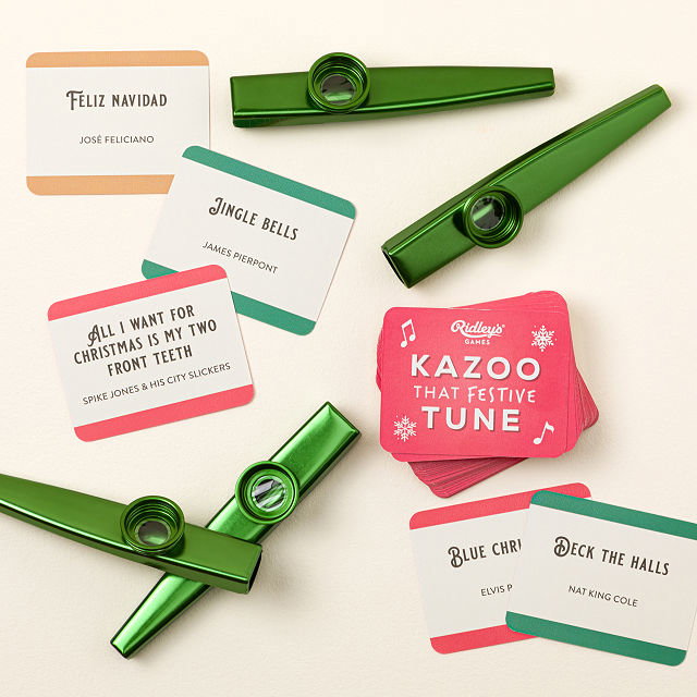 Kazoo That Christmas Tune Family Game