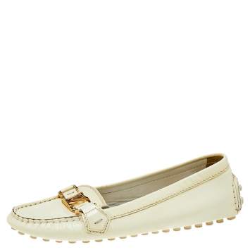 Cream Patent Leather Logo Loaf