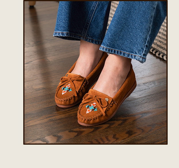 Nizhoni Moc