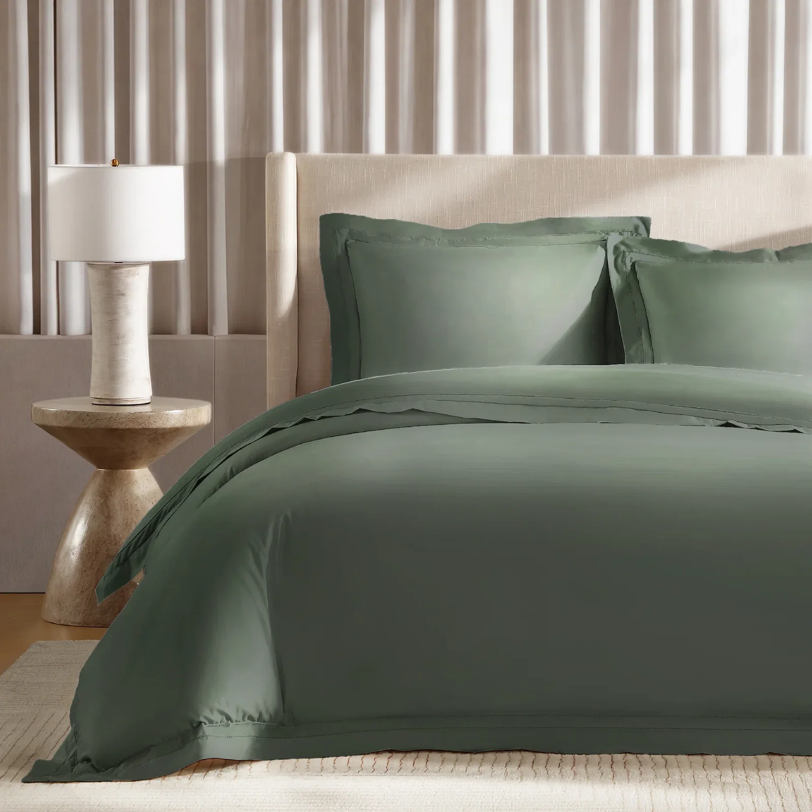 Yalda Comforter Set in Meadow