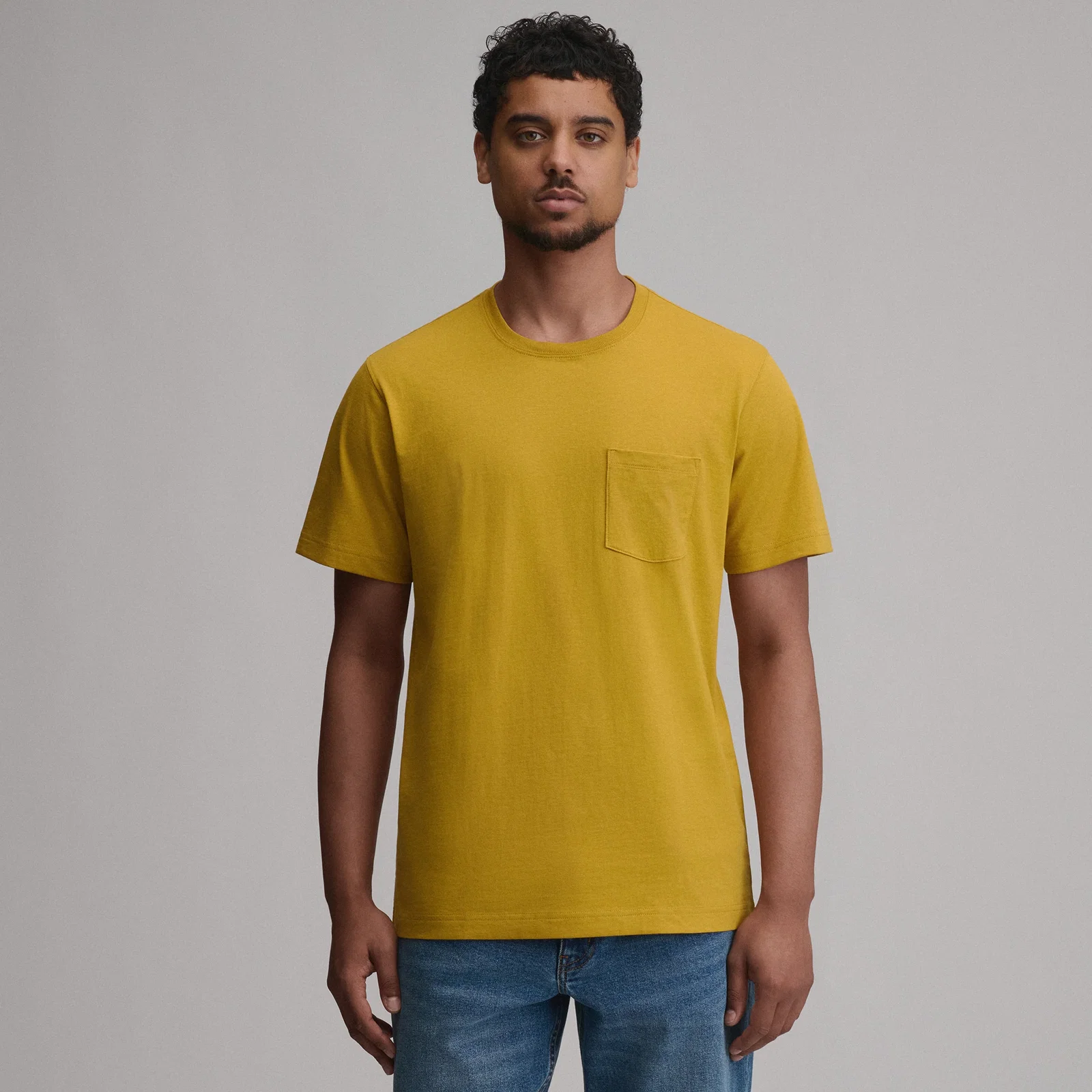 Image of Men's Legend Wash 100% Cotton Short-Sleeve Pocket T-Shirt