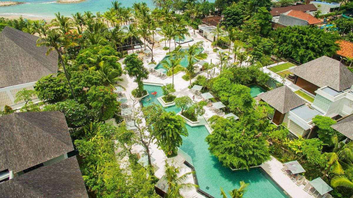Bali Oceanfront Luxury on Kuta Beach with Daily Breakfast, Nightly Dinner & Daily Free-Flow Cocktail Hour