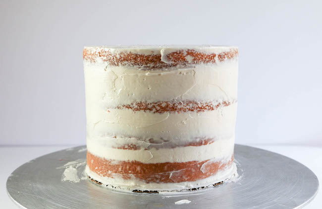 How to Crumb Coat and Frost a Cake