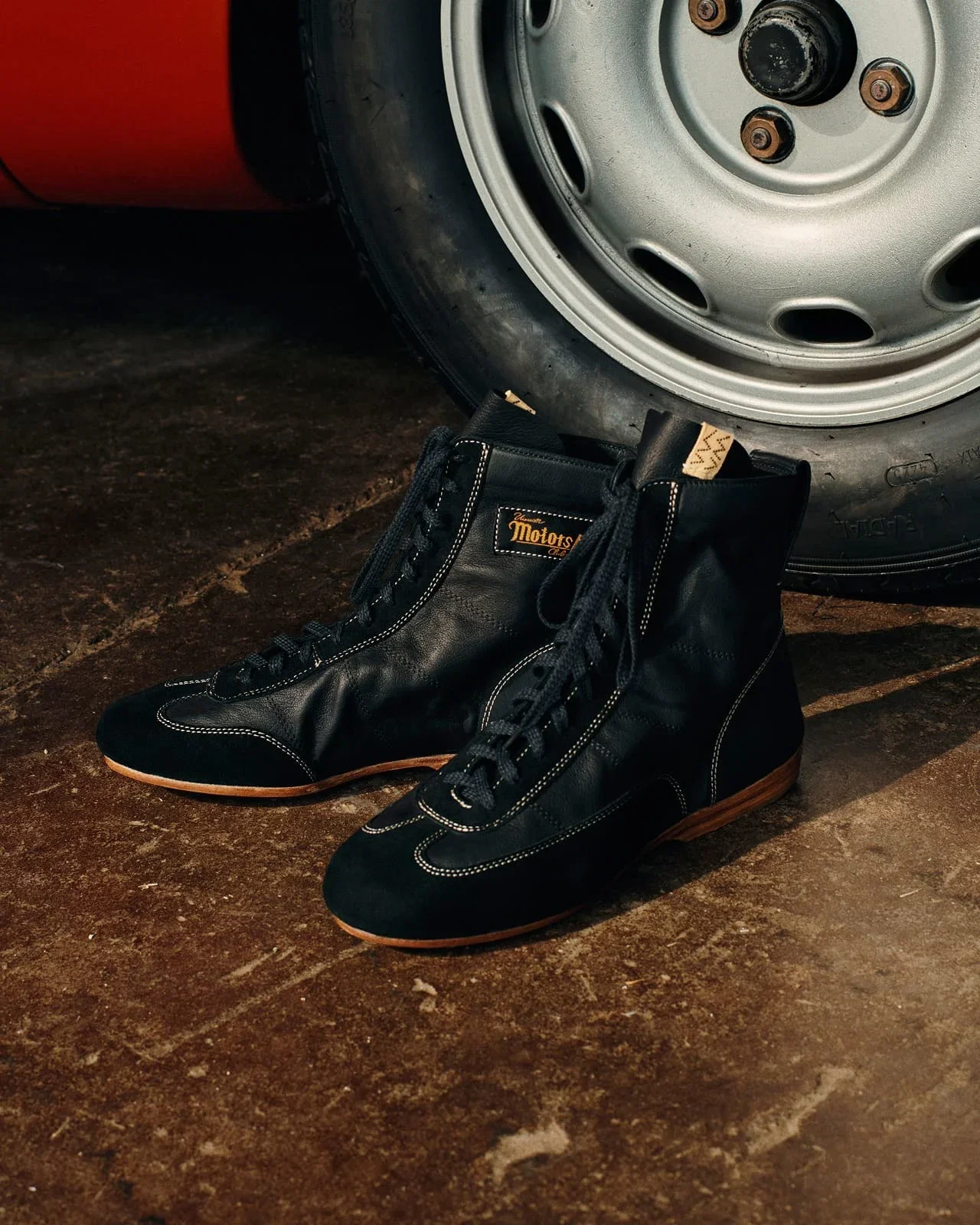 SHOES