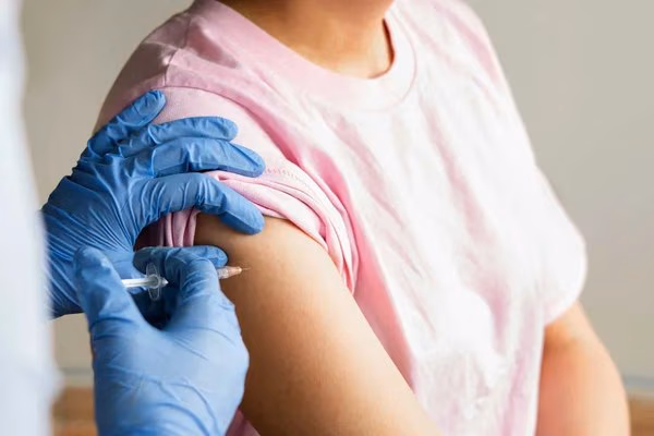 Fall vaccines: a guide to COVID and flu shots | PEOPLE