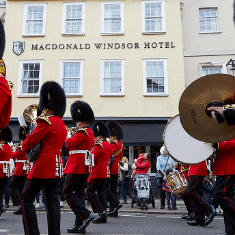 Changing of the Guard at Macdonald Windsor Hotel