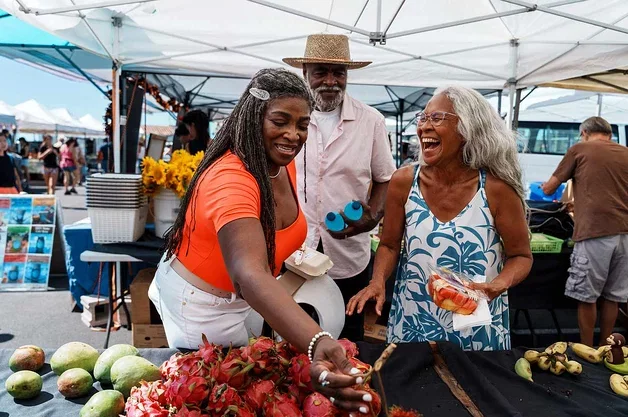 8 Great Places to Retire With Fantastic Farmers Markets