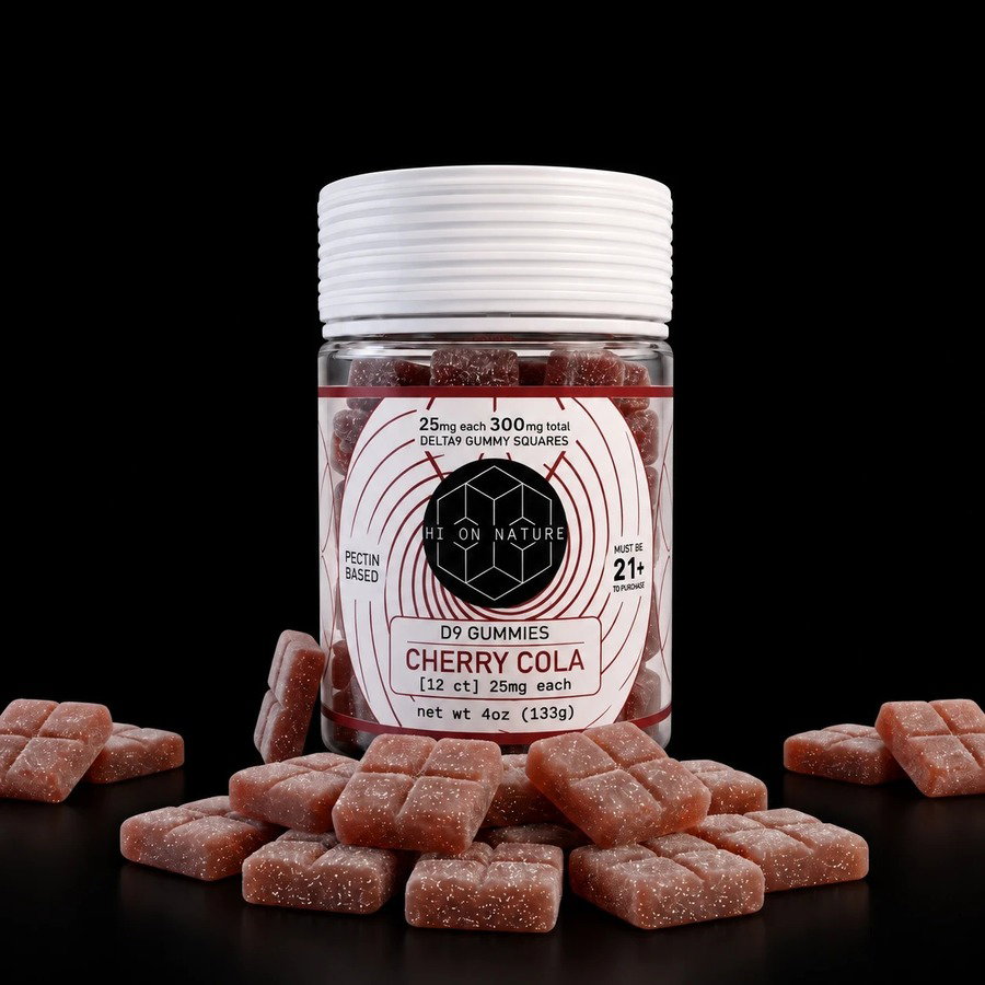 D9 Gummy Squares Cherry Cola jar