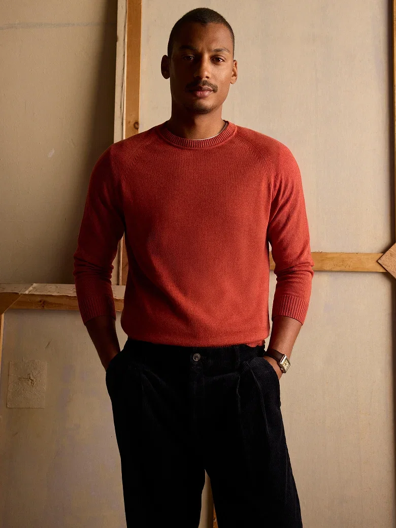 Sweater studio
