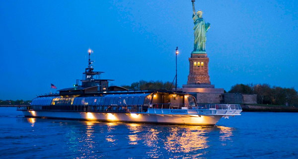 New York Bateaux Premier Cruise Deals: Mimosa Brunch, Lunch & Dinner